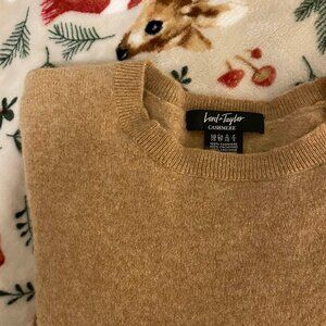 Cashmere Sweater FALL/WINTER (Super cute!)